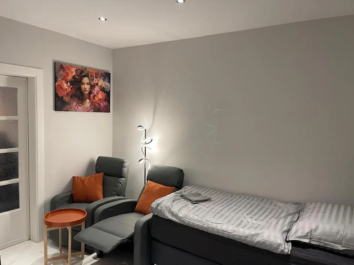 Holiday home Komfortable Gepflegte Einfamilienhaus-Max 8 Pers Bremen Germany